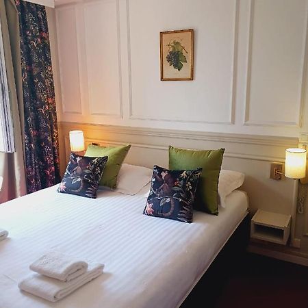 Logis Le Relais Imperial Hotel Saint-Vallier-de-Thiey Buitenkant foto