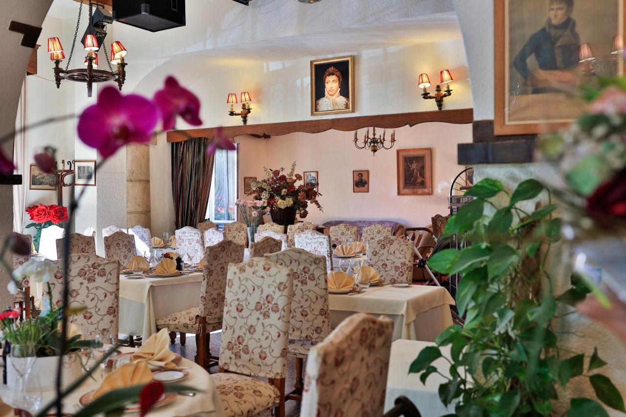 Logis Le Relais Imperial Hotel Saint-Vallier-de-Thiey Buitenkant foto