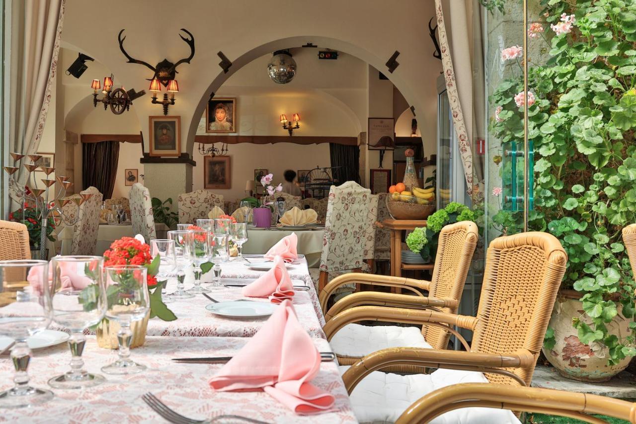 Logis Le Relais Imperial Hotel Saint-Vallier-de-Thiey Buitenkant foto