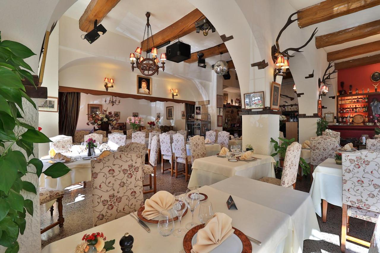 Logis Le Relais Imperial Hotel Saint-Vallier-de-Thiey Buitenkant foto