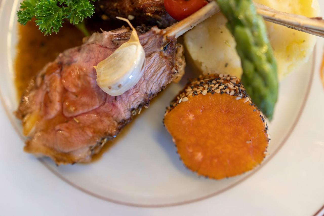 Logis Le Relais Imperial Hotel Saint-Vallier-de-Thiey Buitenkant foto