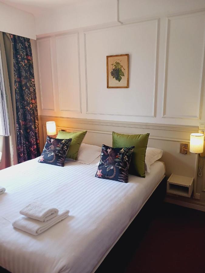 Logis Le Relais Imperial Hotel Saint-Vallier-de-Thiey Buitenkant foto