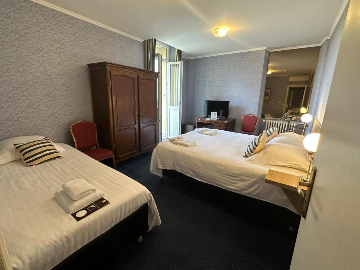 Logis Le Relais Imperial Hotel Saint-Vallier-de-Thiey Buitenkant foto