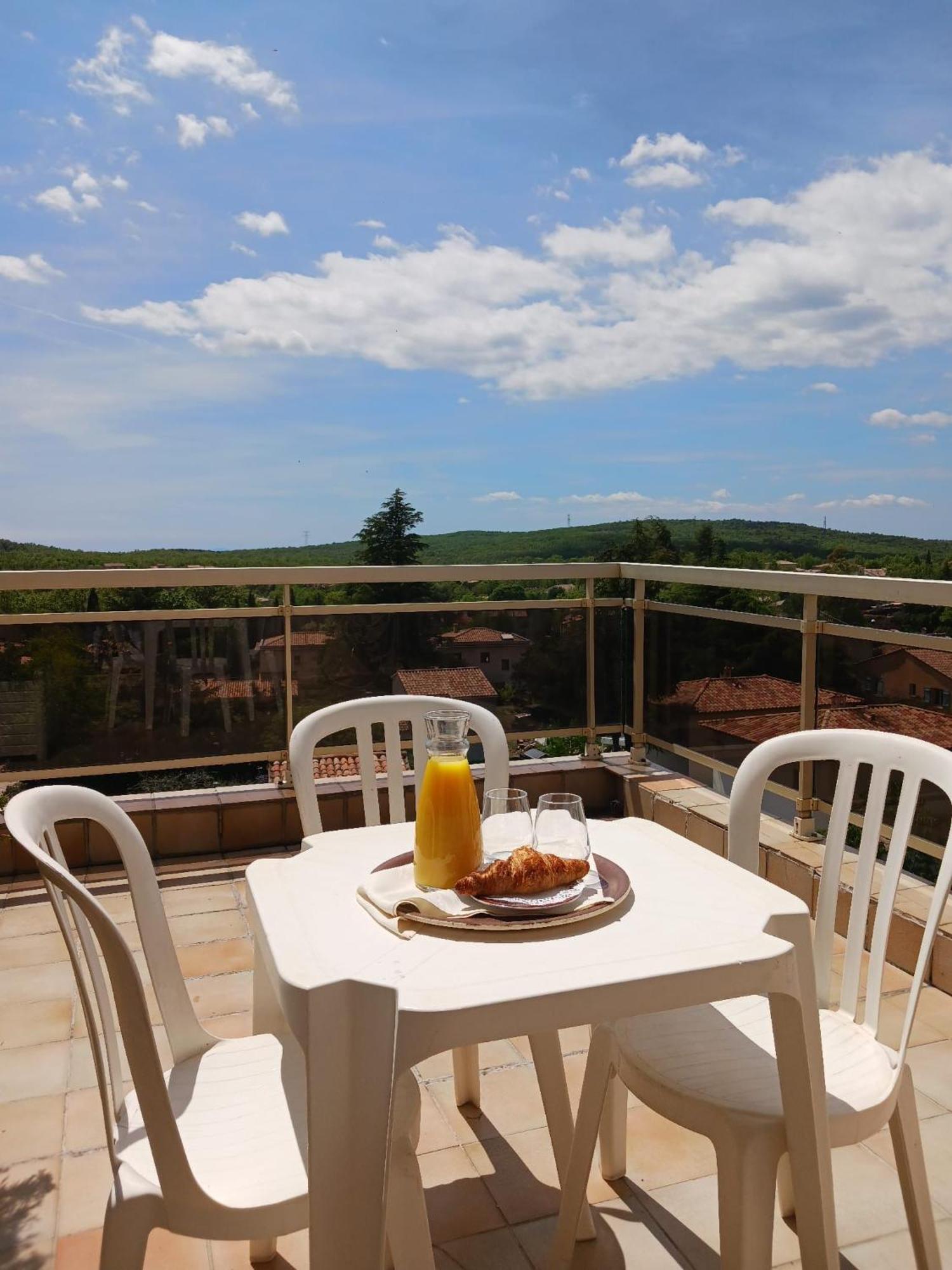 Logis Le Relais Imperial Hotel Saint-Vallier-de-Thiey Buitenkant foto
