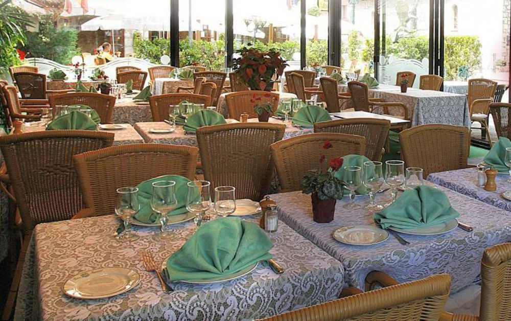 Logis Le Relais Imperial Hotel Saint-Vallier-de-Thiey Buitenkant foto