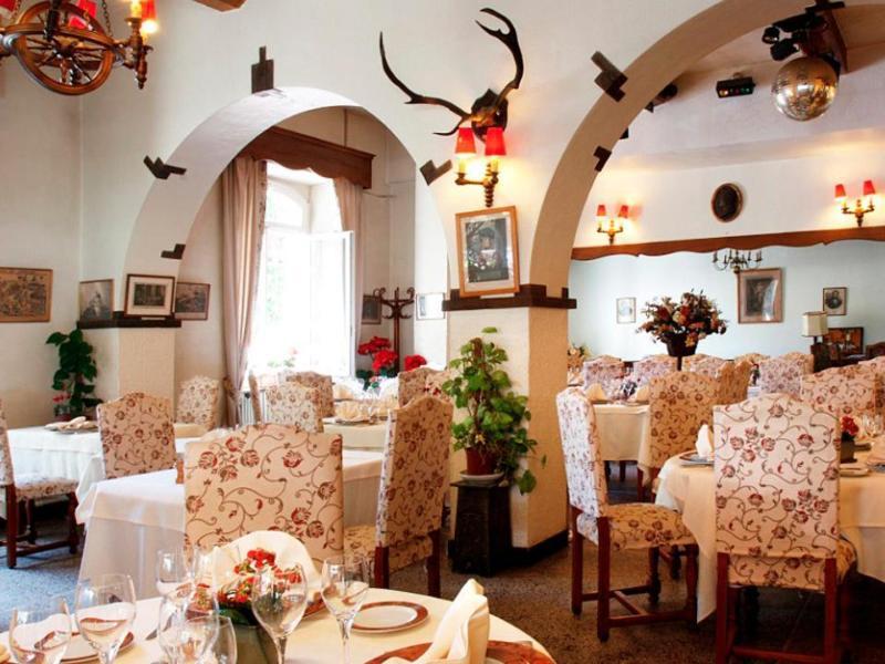 Logis Le Relais Imperial Hotel Saint-Vallier-de-Thiey Buitenkant foto