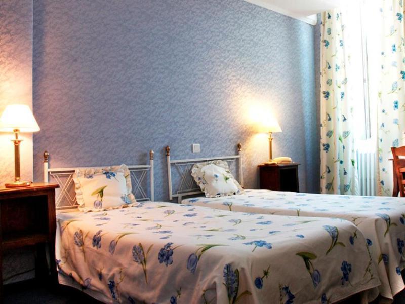 Logis Le Relais Imperial Hotel Saint-Vallier-de-Thiey Buitenkant foto